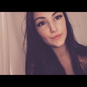 Meet your Posher, Marissa